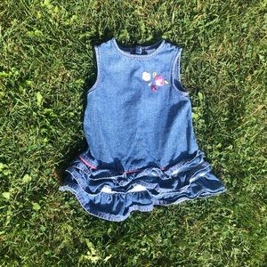 Adorable jean dress! Gently worn! Great for fall!